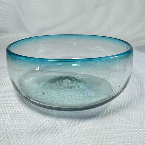 Hand blown Light Blue rim Art Bubble Glass bowl 6.5” - Picture 1 of 9